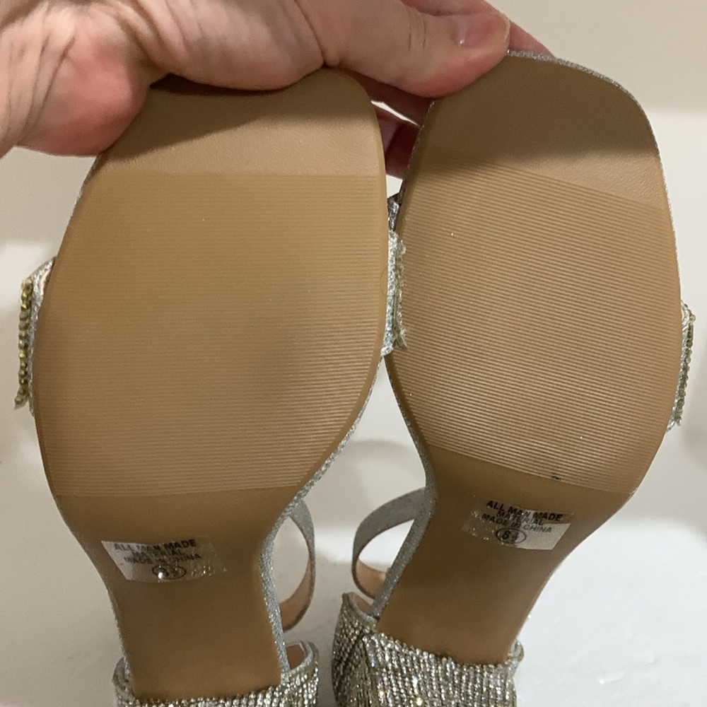 Silver sparkle shoes - Picture 9 of 12